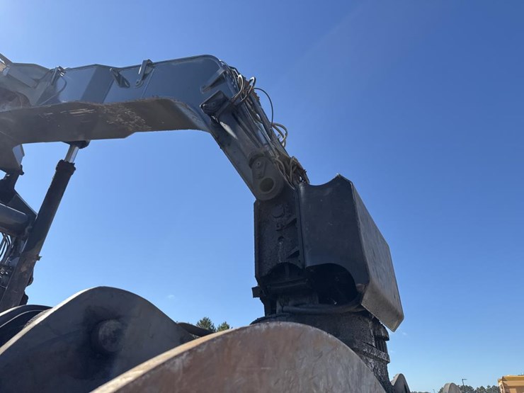 2018-deere-844k-image-19