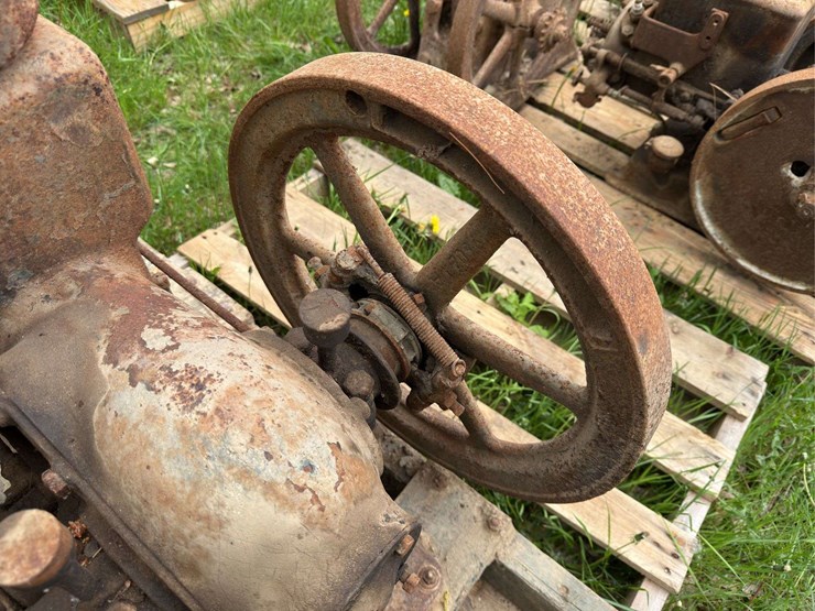 1.5hp-mccormick-deering-ihc-m-image-6