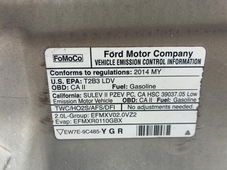 2014-ford-focus-sedan-image-8