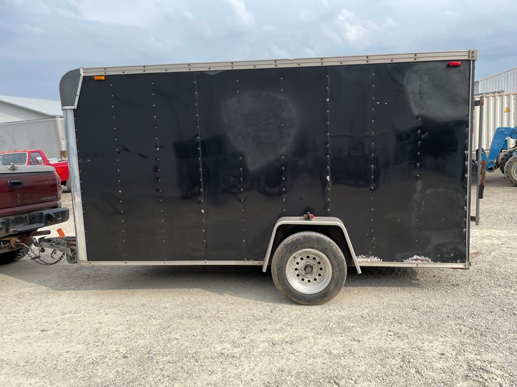 #1028-•-12'-single-axle-enclosed-trailer-(no-title)-image-9