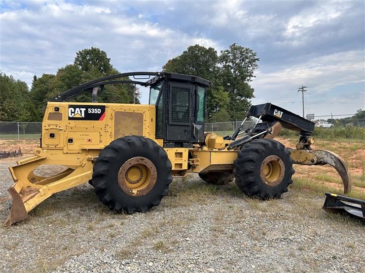 2018-caterpillar-535d-image-1