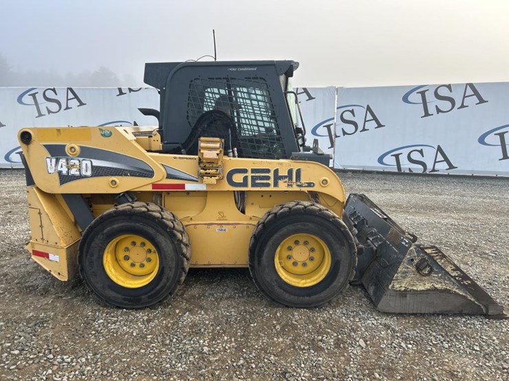 2019-gehl-v420-image-6
