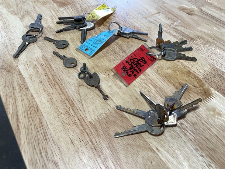 #5518-•-vintage-auto-keys-(cw)-image-9