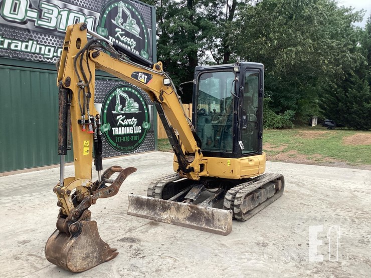 2015-caterpillar-303.5e2-cr-image-8