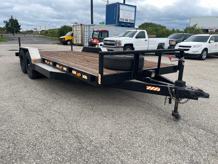 #1977-•-20'-tandem-axle-trailer-(has-wi-title)-image-3