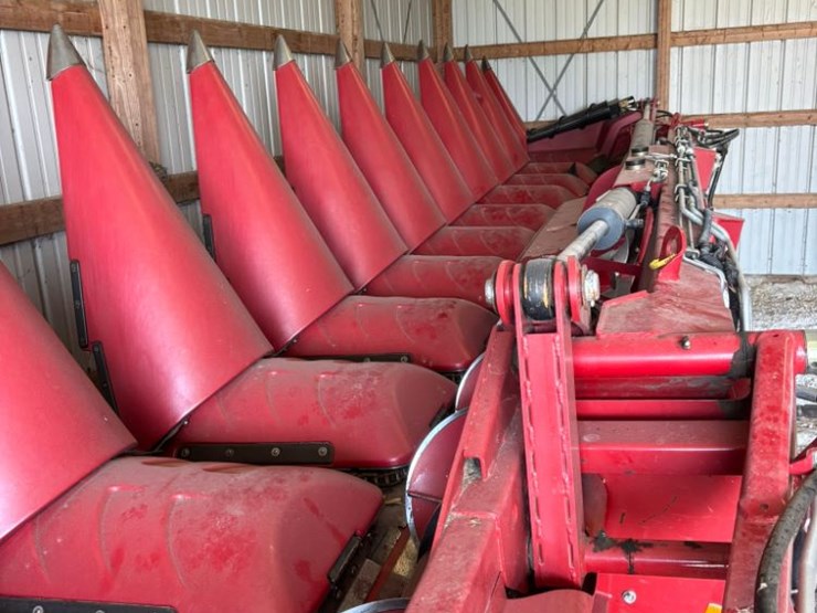 2014-case-ih-4412f-image-15