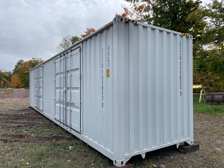 #8105-•-40'-high-cube-container-image-5