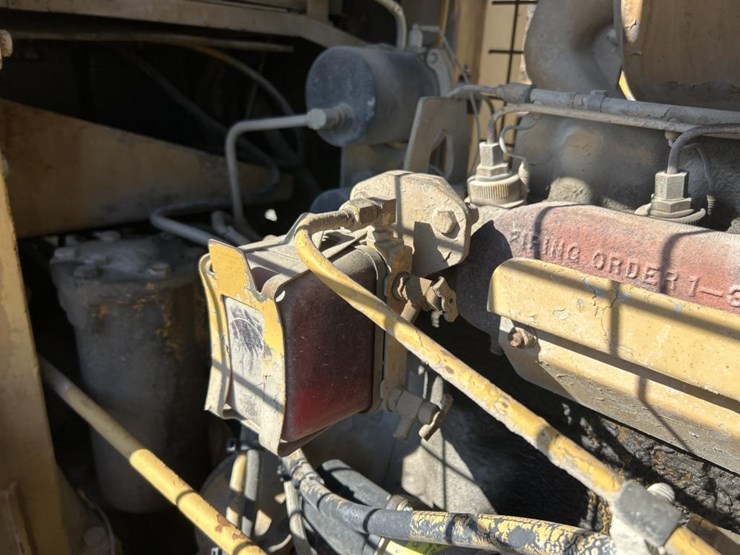 1980-caterpillar-930-image-44