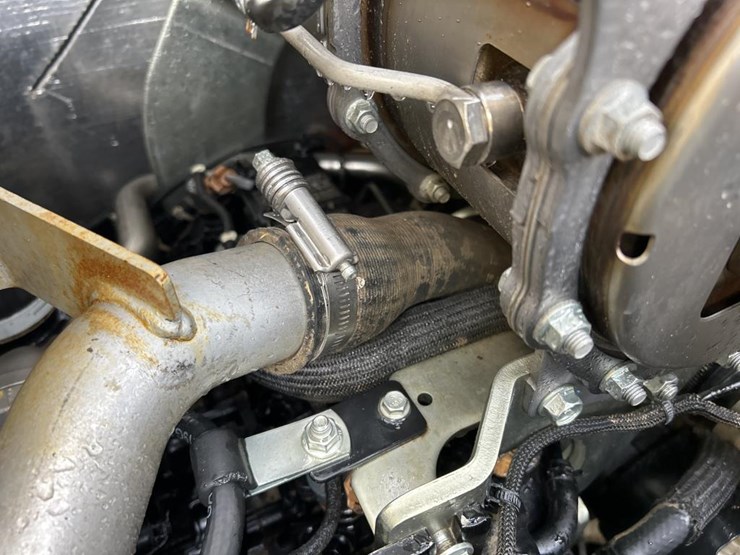 deere-318g-image-31