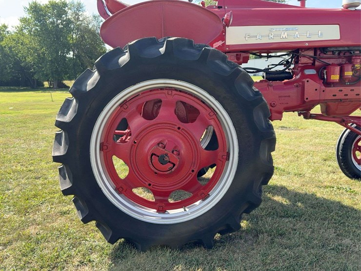 farmall-350-diesel-high-crop-image-31