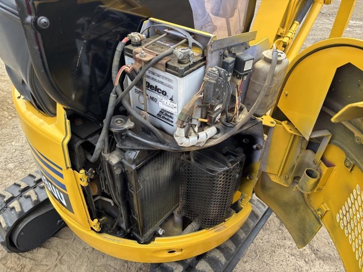 komatsu-pco8uu-1f-hydraulic-excavator-image-31