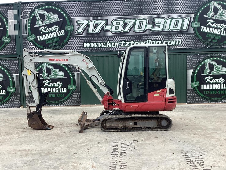 2018-takeuchi-tb240-image-1