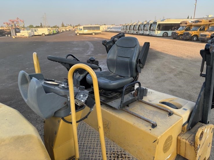 caterpillar-cb34-image-20