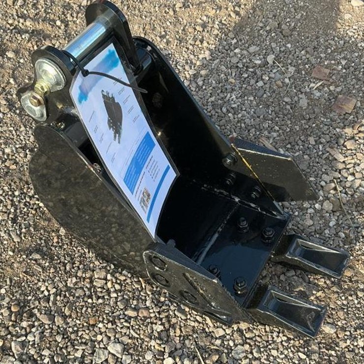 #2755 • Unused 2025 IR 20CM Toothed Bucket
