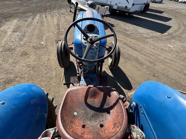 ford-tractor-image-22