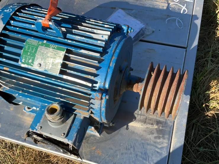 #229-•-platform-and-electric-motor-image-6