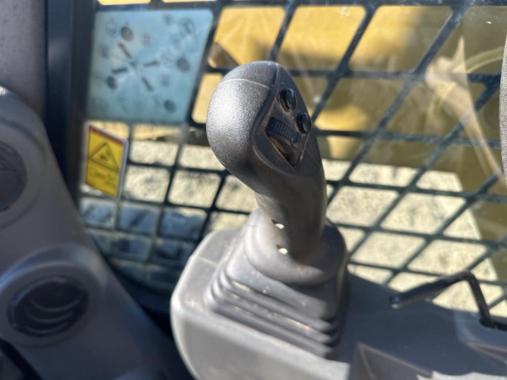 caterpillar-226d3-image-36