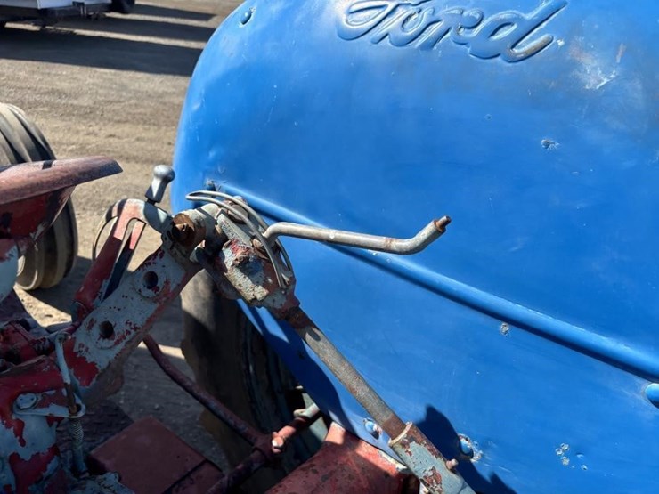 ford-tractor-image-13