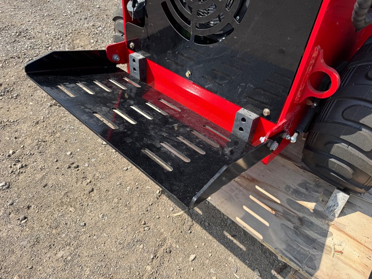 #1045-•-2024-mini-wheeled-skidsteer-image-16