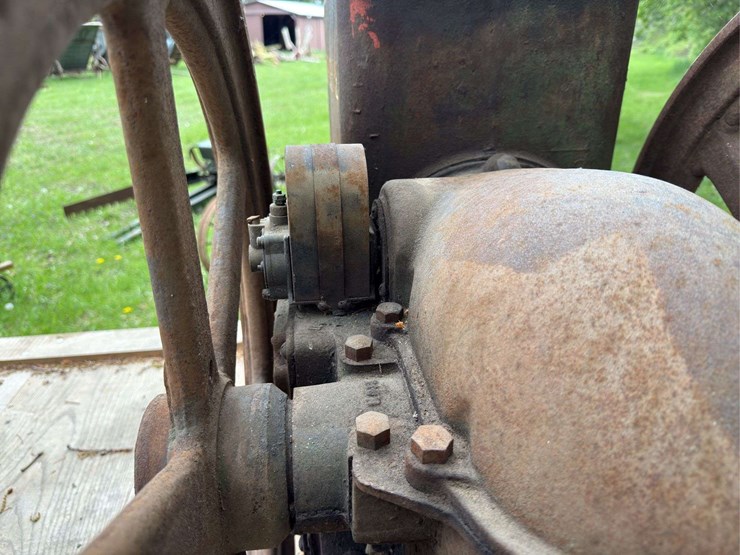 6hp-john-deere-image-7