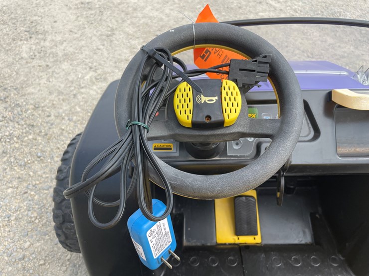 john-deere-gator-hpx-image-15