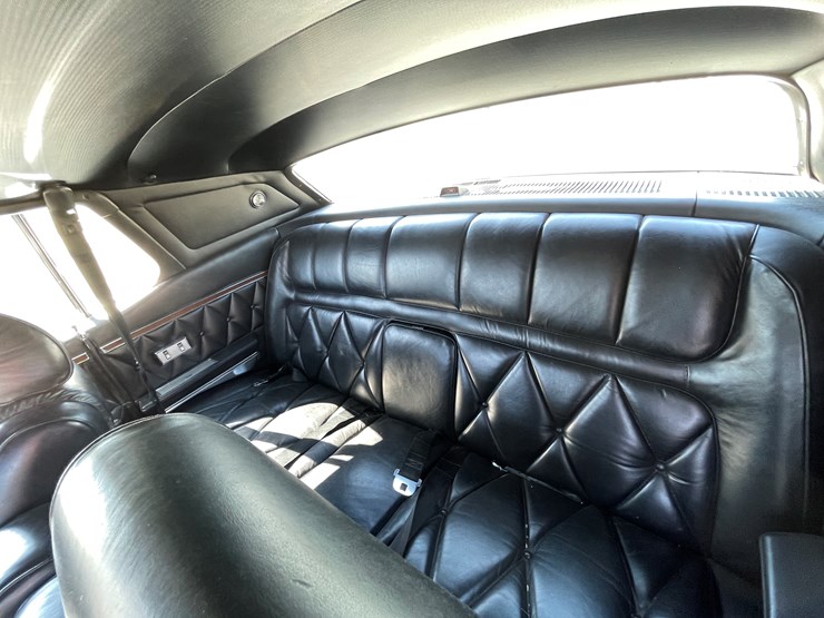 #1022-•-1969-lincoln-continental-mark-iii-image-34