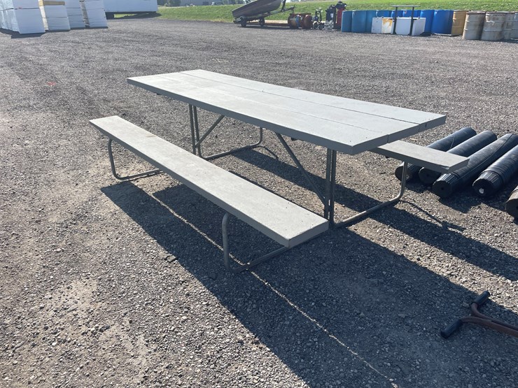 #6644-•-picnic-table-image-3
