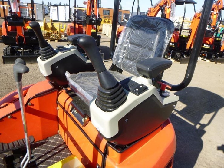 2025-tpm-16-hydraulic-excavator-image-21