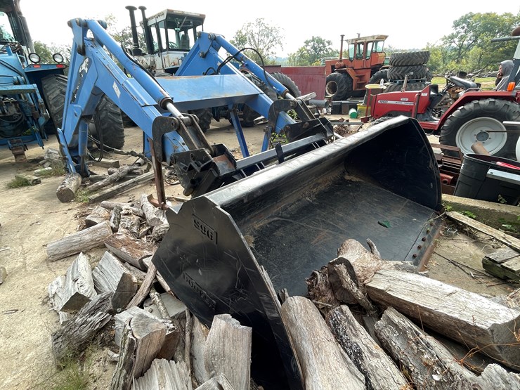 new-holland-92lb-image-1