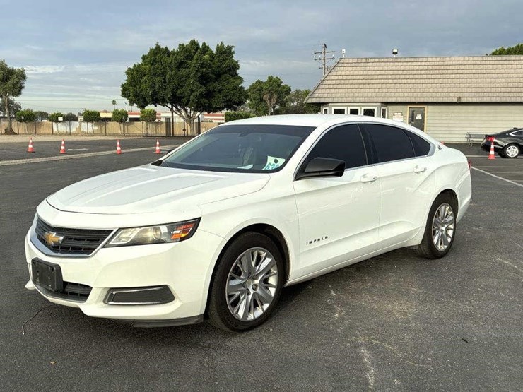 2018-chevrolet-impala-sedan-image-1