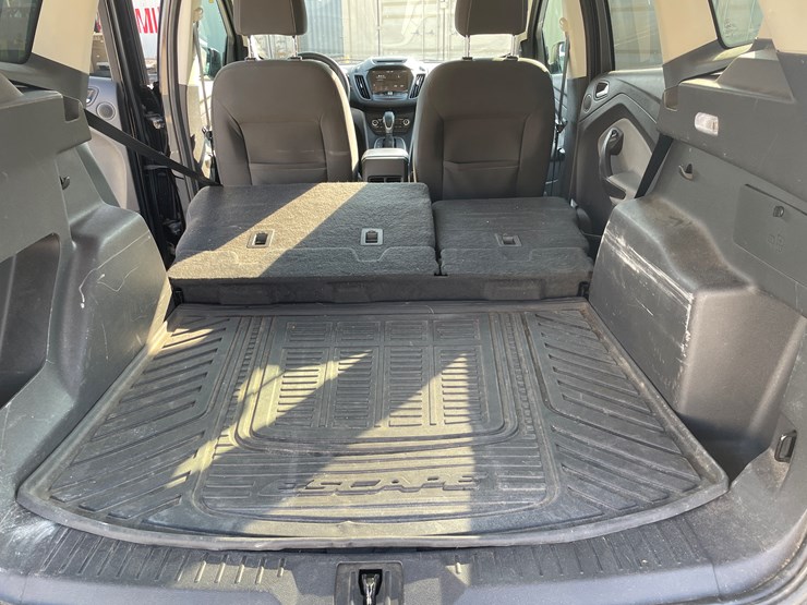 2013-ford-escape-se-image-30
