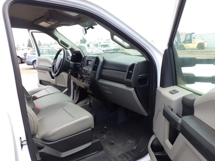 2019-ford-f450-image-6