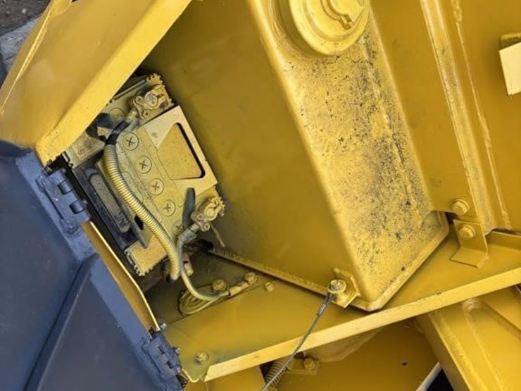 komatsu-pc28uu-image-33