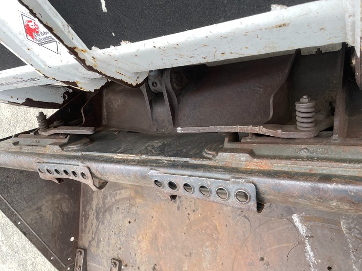 2000-bobcat-753-image-15