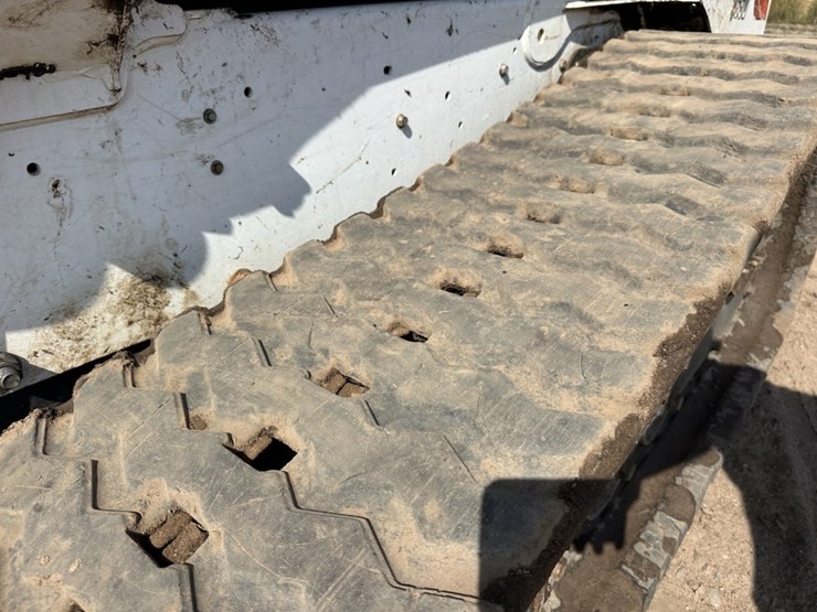 2019-bobcat-t650-image-35