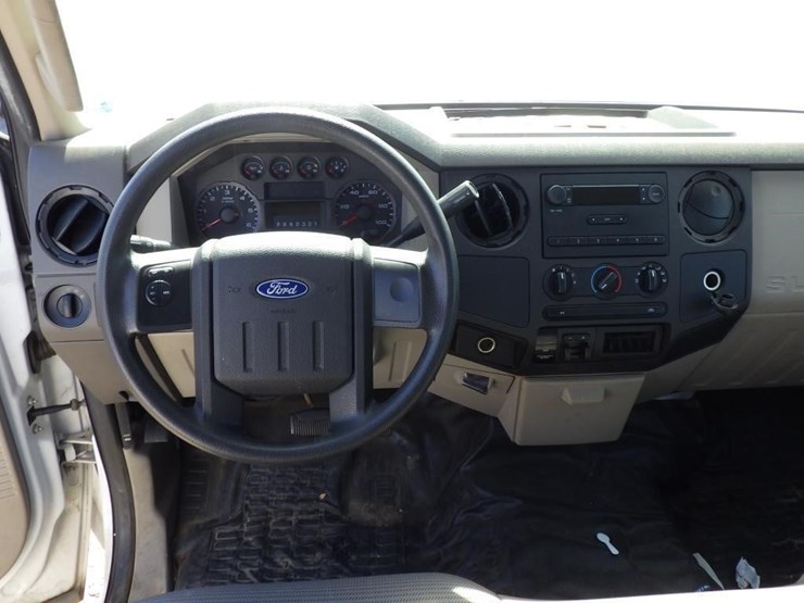 2008-ford-f250-image-9