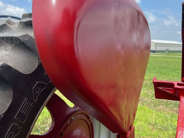 farmall-560-image-37