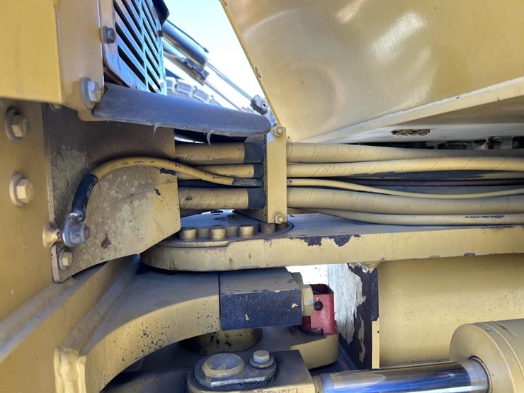 caterpillar-cb54-image-26