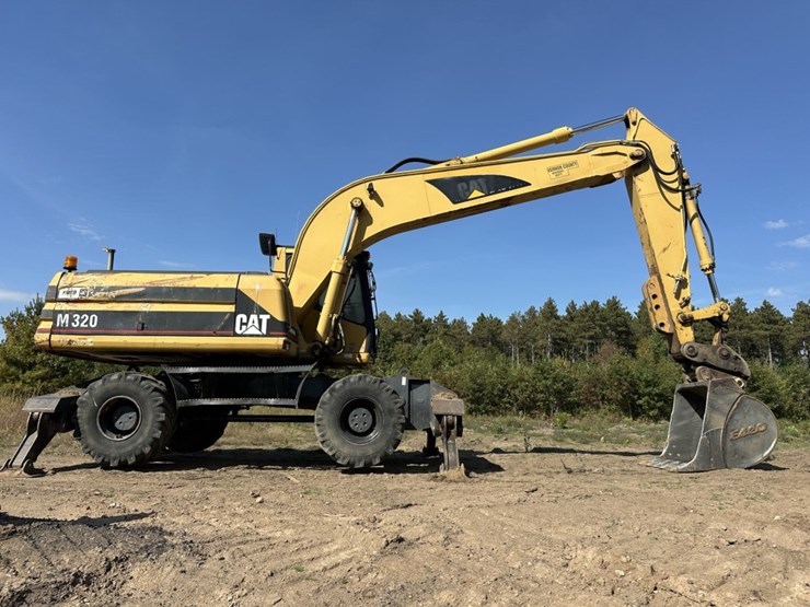 2001-caterpillar-m320-image-6