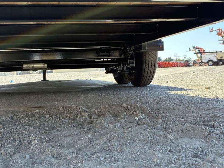 2026-southland-lbat8-t/a-tilt-deck-trailer-image-5