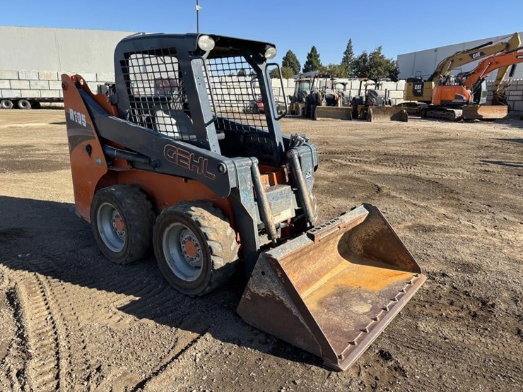 2019-gehl-rt105-image-2