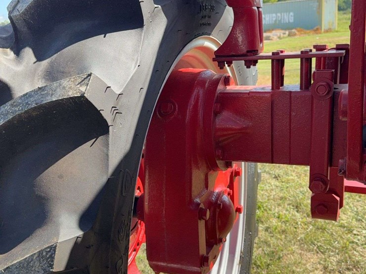 farmall-350-diesel-high-crop-image-30