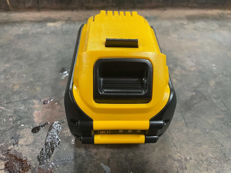 #5558-•-dewalt-compatible-20-volt,-12.0ah-battery-(pr10)-image-3