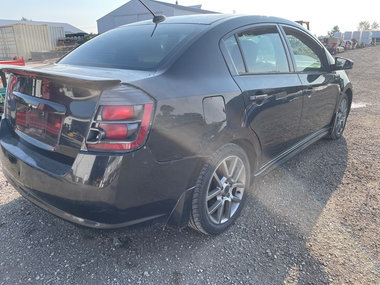 #1024-•-2010-nissan-sentra-ser-spec-v-sedan-(has-wi-title)-image-5