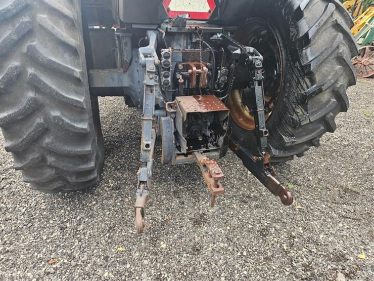 #2003-•-case-international-7110-magnum-tractor-image-18