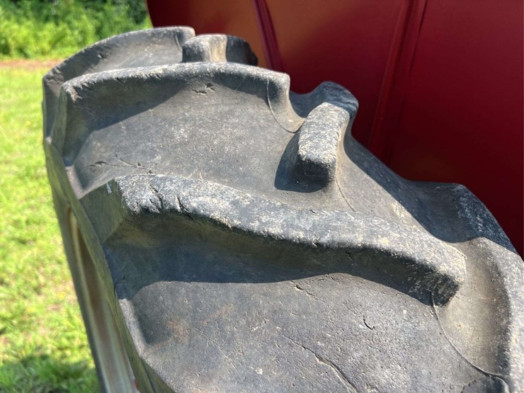 farmall-340-image-48