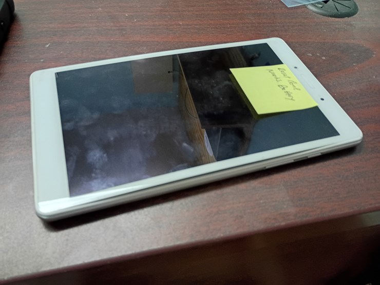 #21184-•-7--tablets-[damaged]-image-9