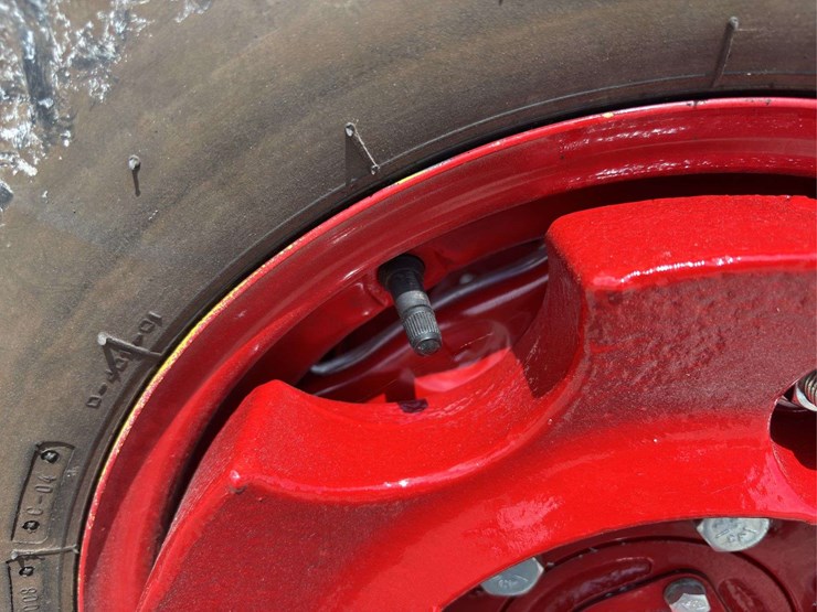 farmall-340-image-18