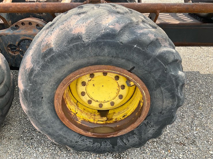 2006-deere-1010d-image-16