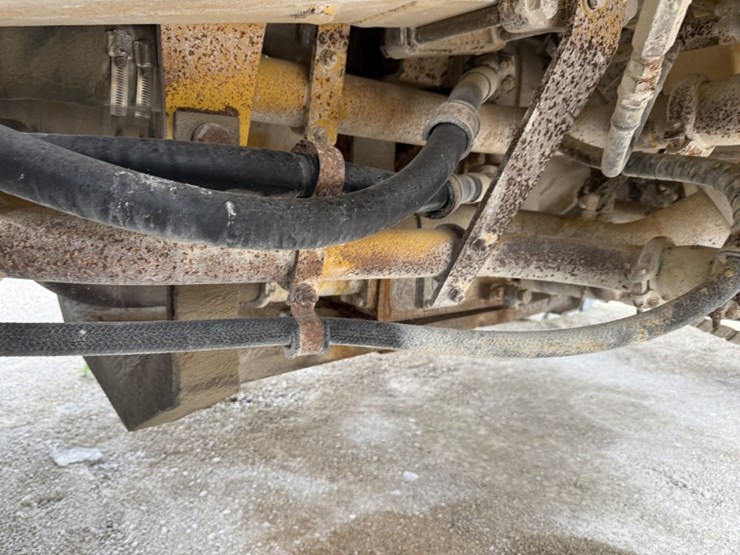 komatsu-hd465-5-image-129